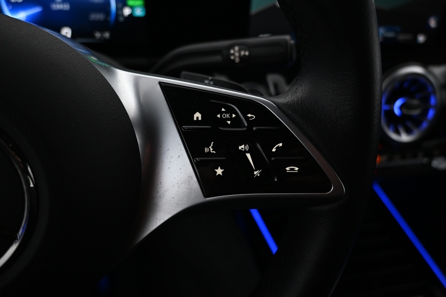 Mercedes-Benz EQA vaihtoauto