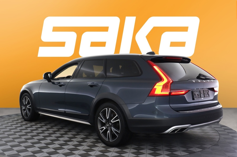 Volvo V90 Cross Country vaihtoauto