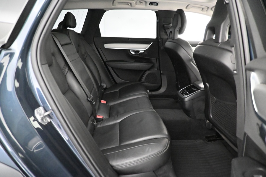 Volvo V90 Cross Country vaihtoauto