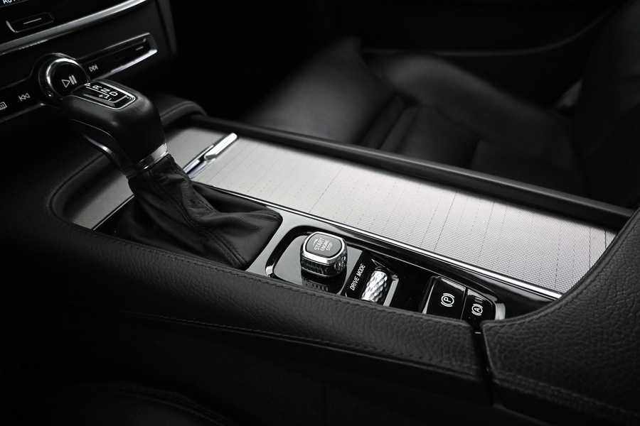 Volvo V90 Cross Country vaihtoauto