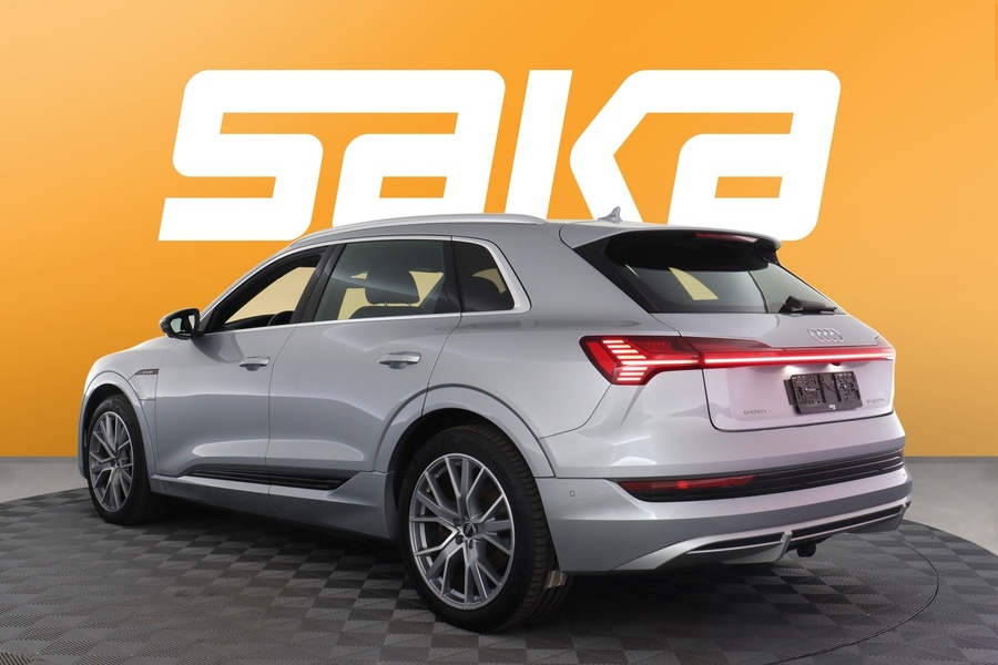 Audi e-tron vaihtoauto