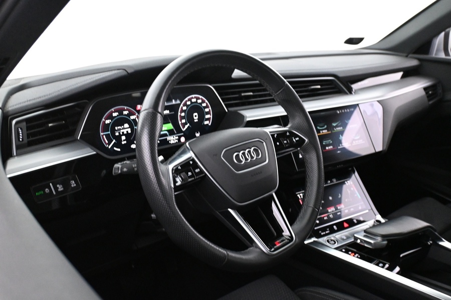 Audi e-tron vaihtoauto