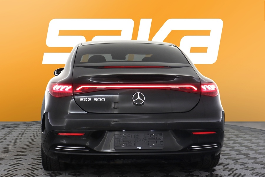 Mercedes-Benz EQE vaihtoauto