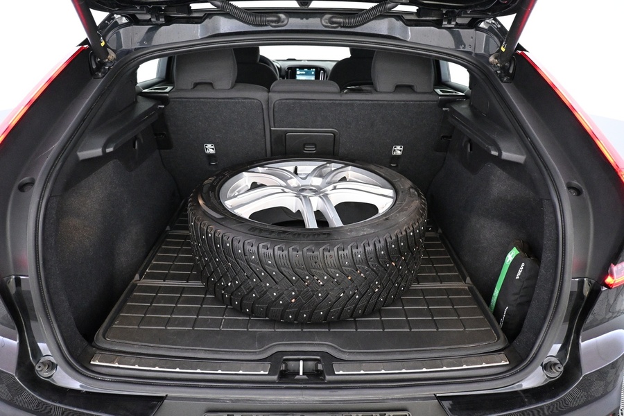 Volvo C40 vaihtoauto