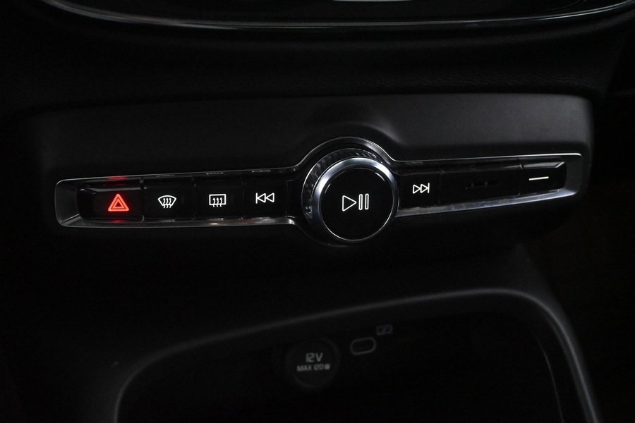 Volvo C40 vaihtoauto