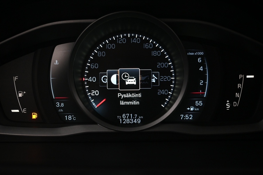 Volvo V70 vaihtoauto