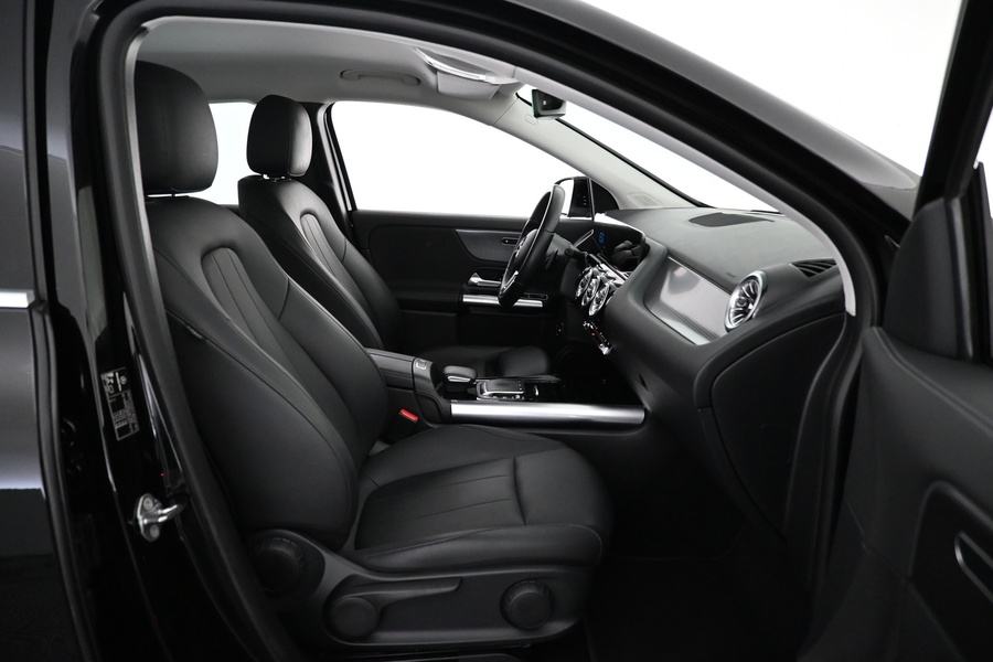 Mercedes-Benz EQA vaihtoauto