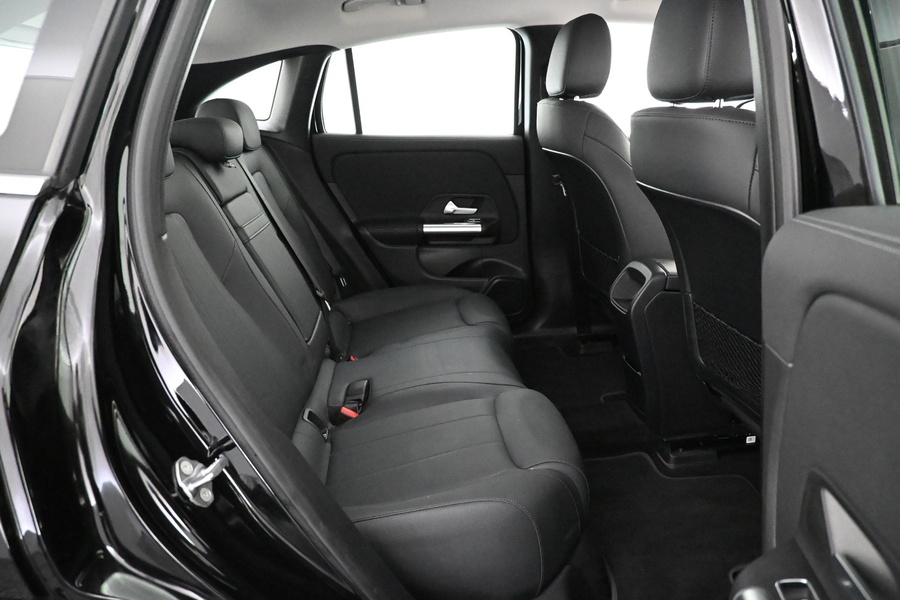 Mercedes-Benz EQA vaihtoauto