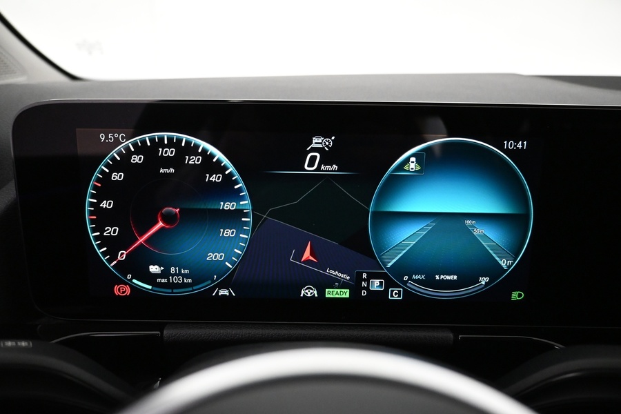 Mercedes-Benz EQA vaihtoauto