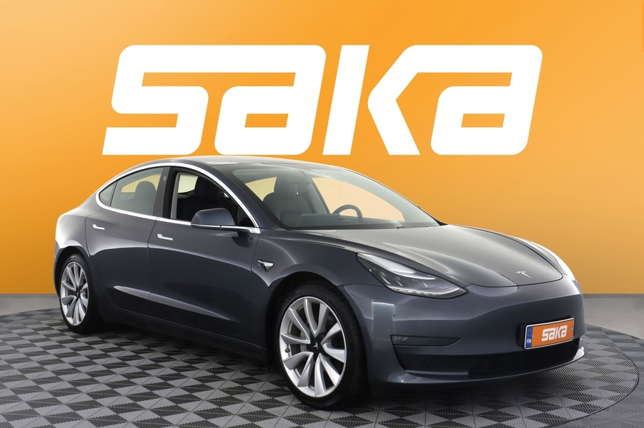 Tesla Model 3 vaihtoauto