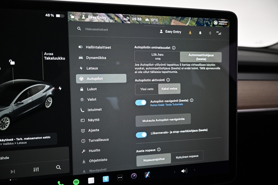 Tesla Model 3 vaihtoauto