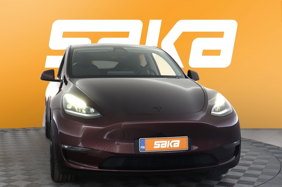 Tesla Model Y vaihtoauto