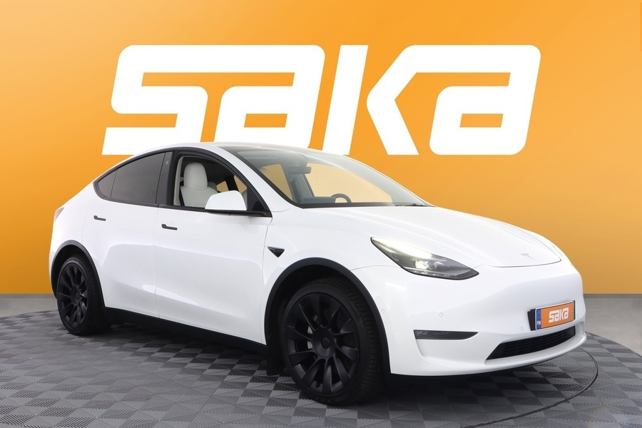 Tesla Model Y vaihtoauto
