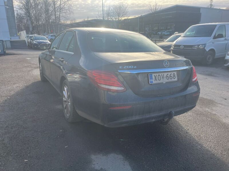 Mercedes-Benz E vaihtoauto