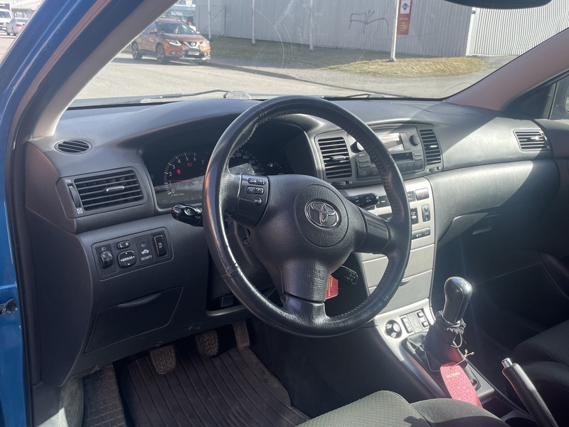 Toyota Corolla vaihtoauto