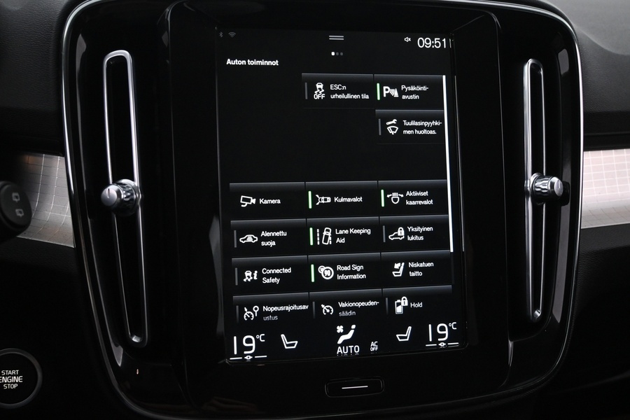 Volvo XC40 vaihtoauto