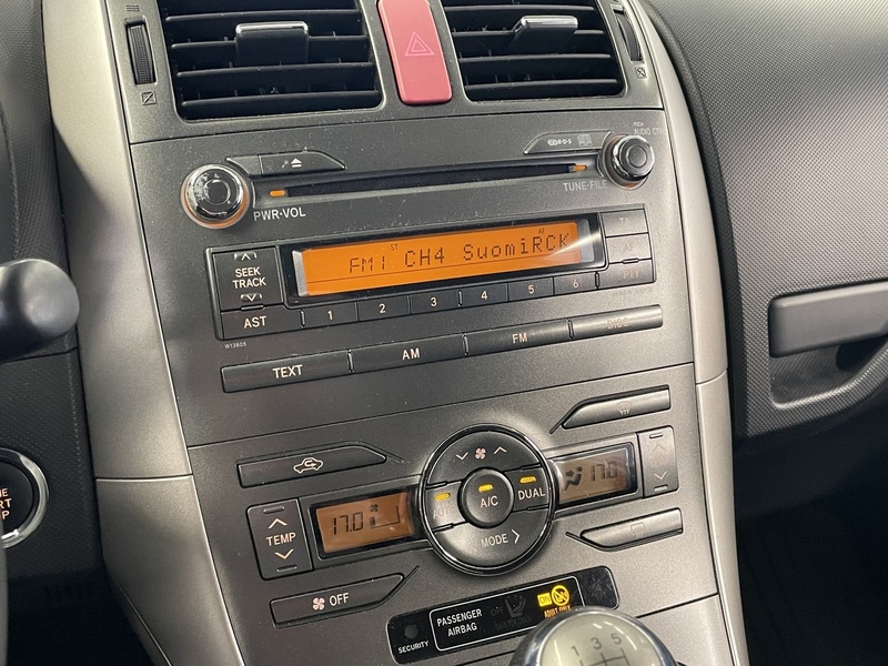 Toyota Auris vaihtoauto