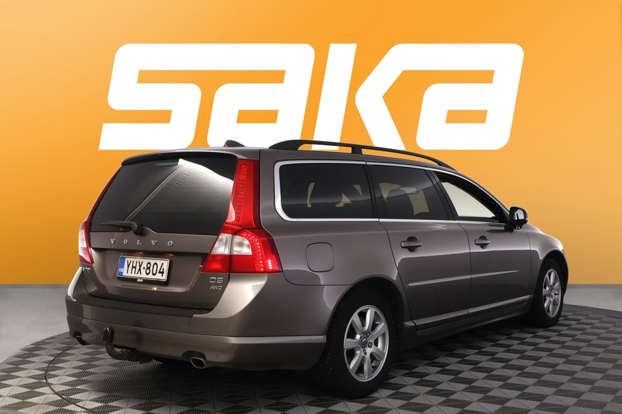 Volvo V70 vaihtoauto