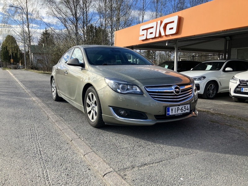 Opel Insignia vaihtoauto