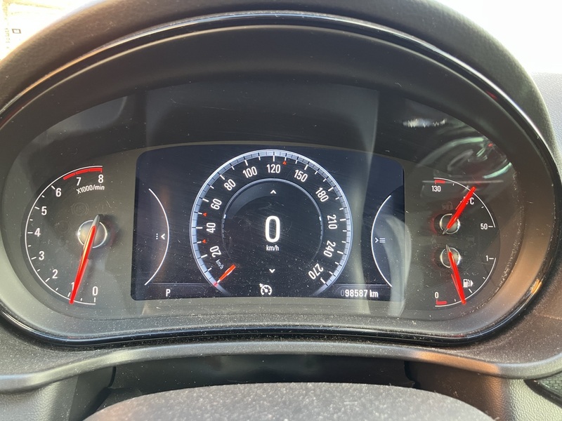 Opel Insignia vaihtoauto