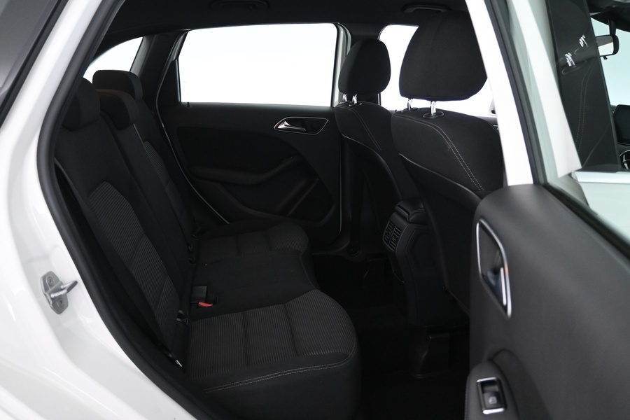 Mercedes-Benz B vaihtoauto