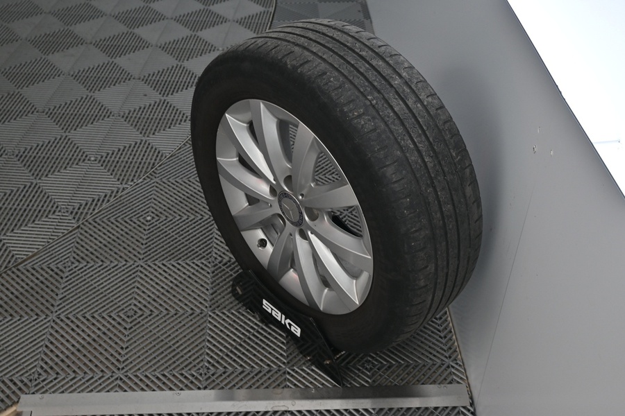 Mercedes-Benz B vaihtoauto