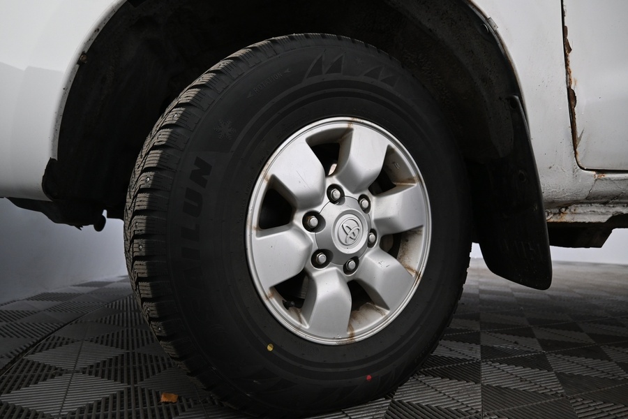 Toyota Hilux vaihtoauto