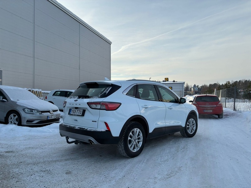 Ford Kuga vaihtoauto