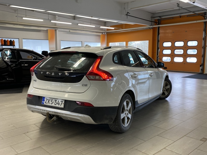 Volvo V40 Cross Country vaihtoauto