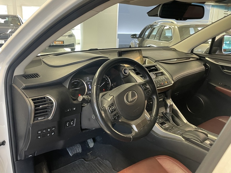 Lexus NX vaihtoauto