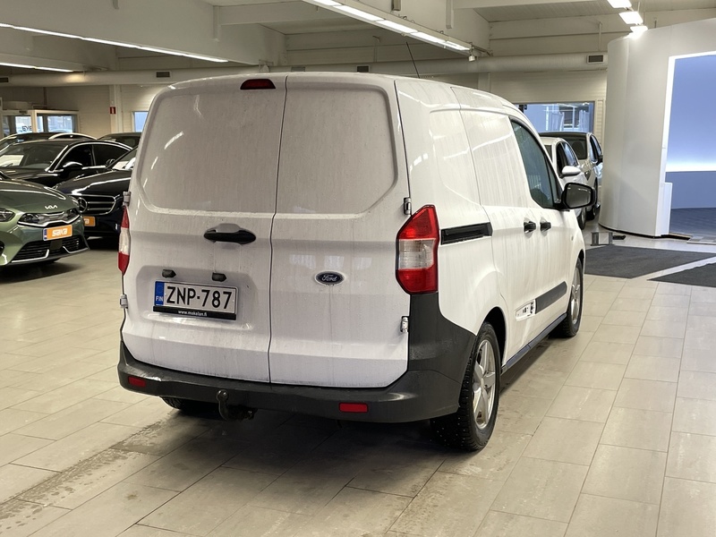 Ford Transit Courier vaihtoauto