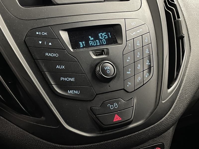 Ford Transit Courier vaihtoauto