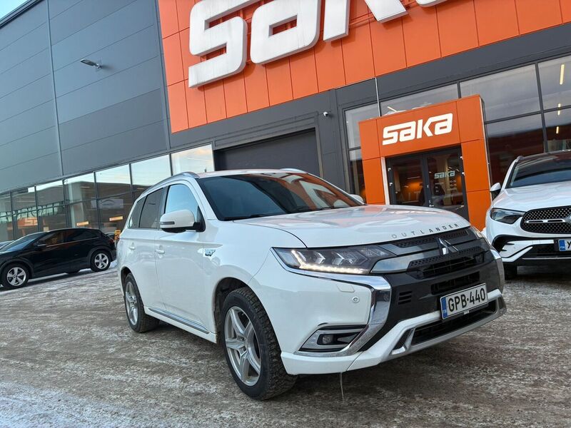 Mitsubishi Outlander PHEV vaihtoauto