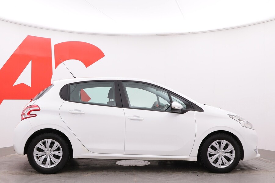 Peugeot 208 vaihtoauto