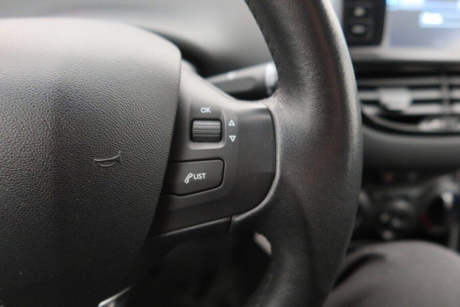 Peugeot 208 vaihtoauto