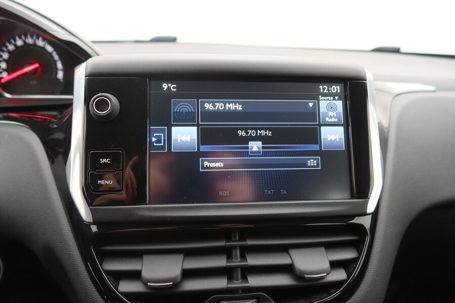 Peugeot 208 vaihtoauto