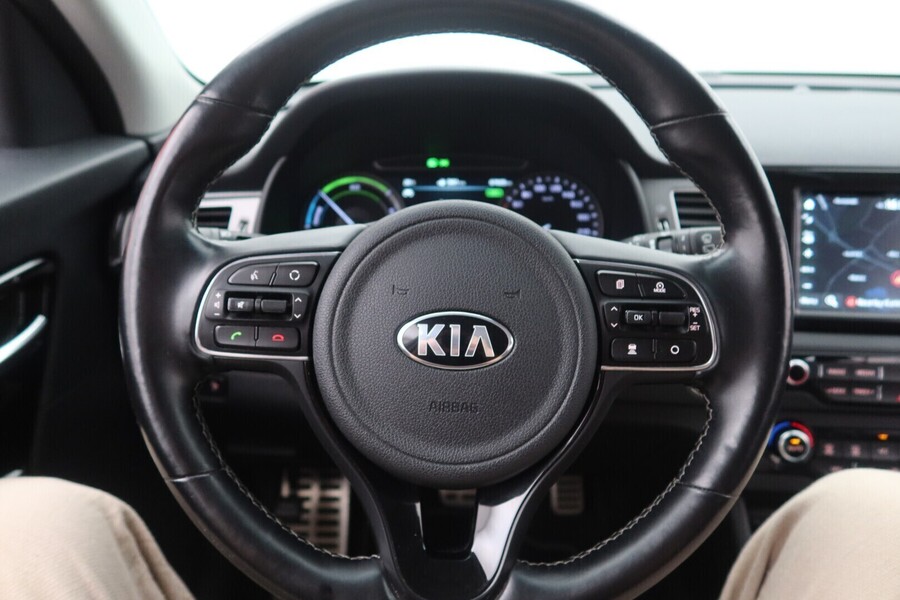 Kia Niro plug-in vaihtoauto