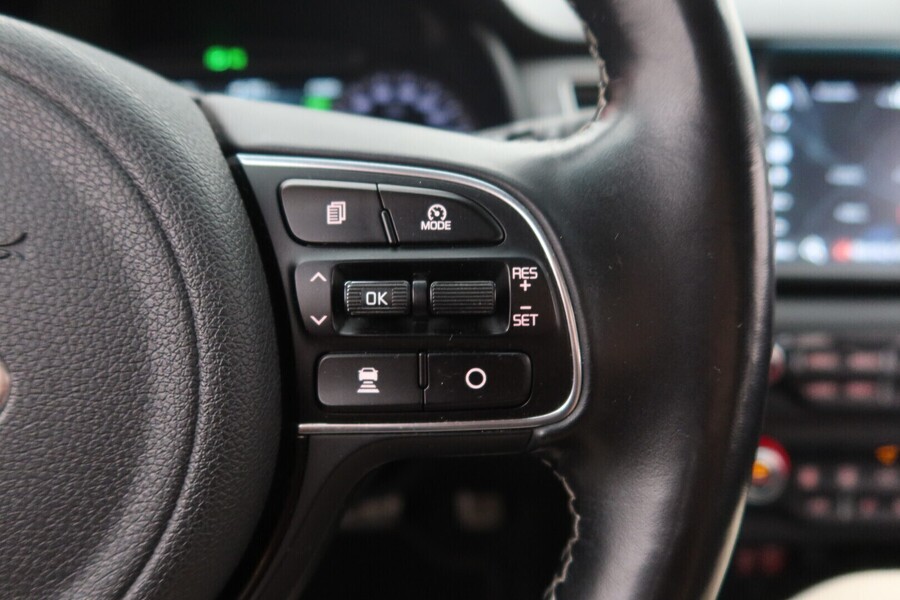 Kia Niro plug-in vaihtoauto