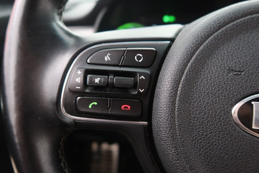 Kia Niro plug-in vaihtoauto