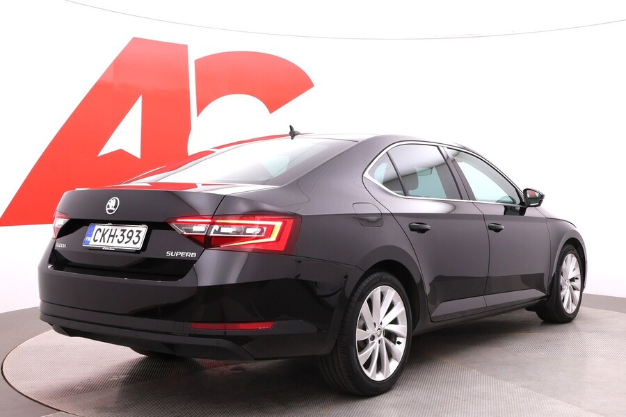 Skoda Superb vaihtoauto