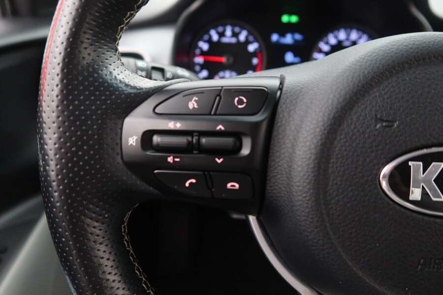 Kia Stonic vaihtoauto