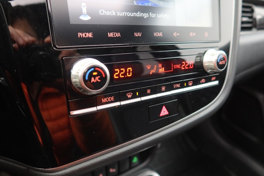 Mitsubishi Outlander PHEV vaihtoauto