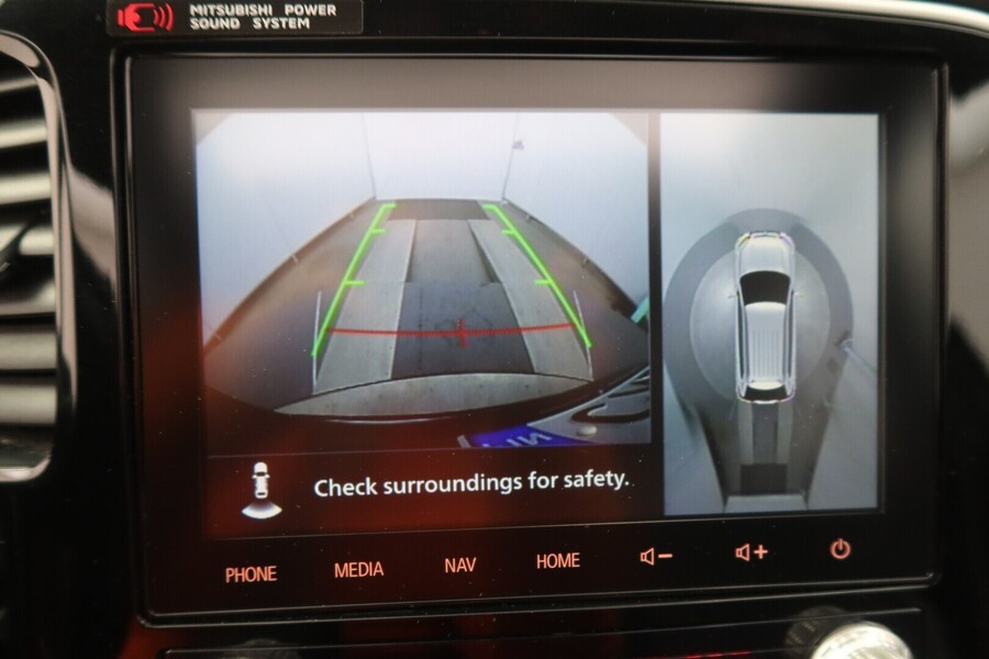 Mitsubishi Outlander PHEV vaihtoauto