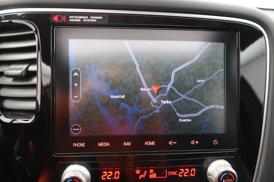 Mitsubishi Outlander PHEV vaihtoauto