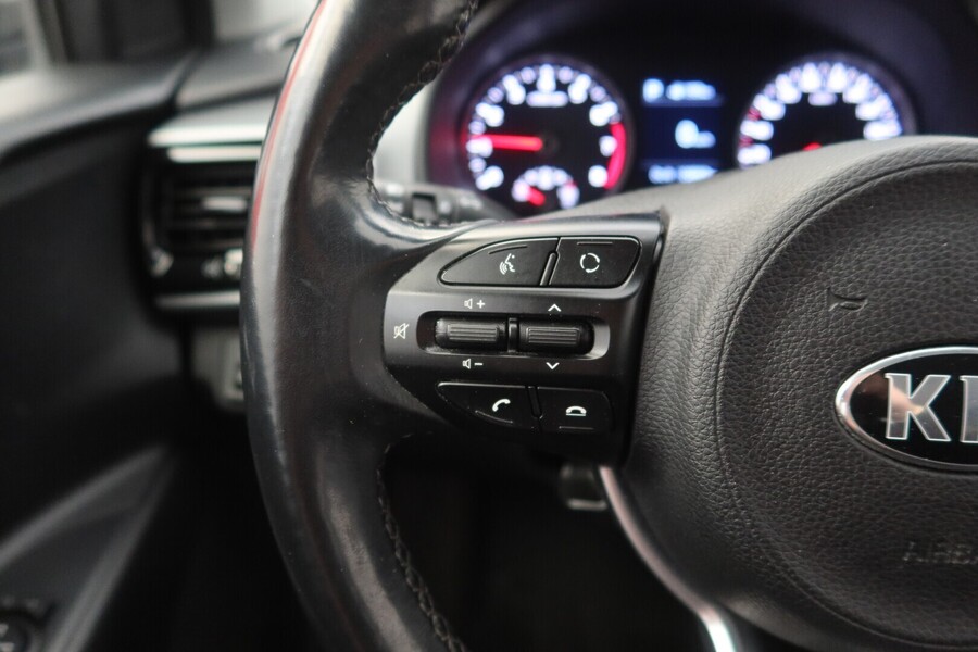 Kia Stonic vaihtoauto