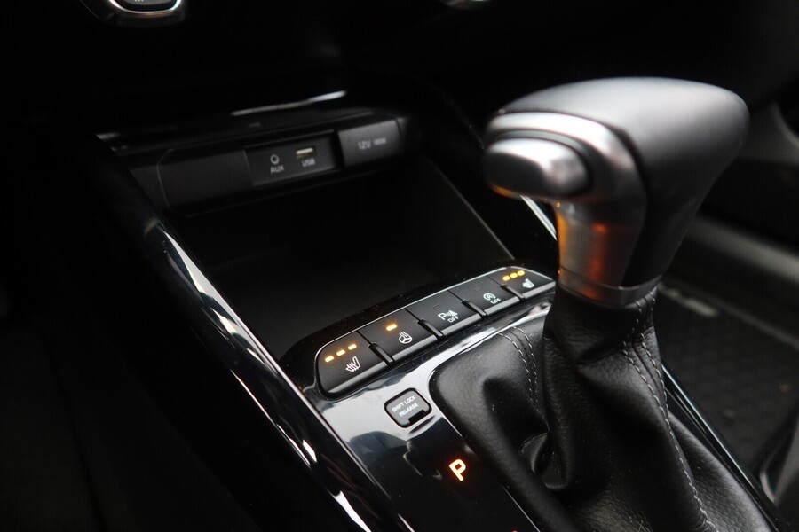 Kia Stonic vaihtoauto