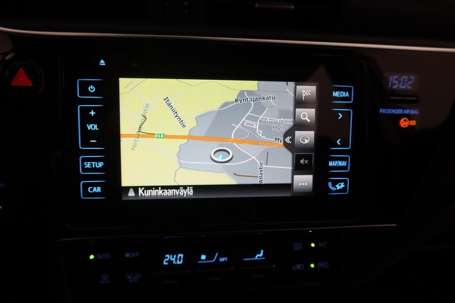 Toyota Auris vaihtoauto