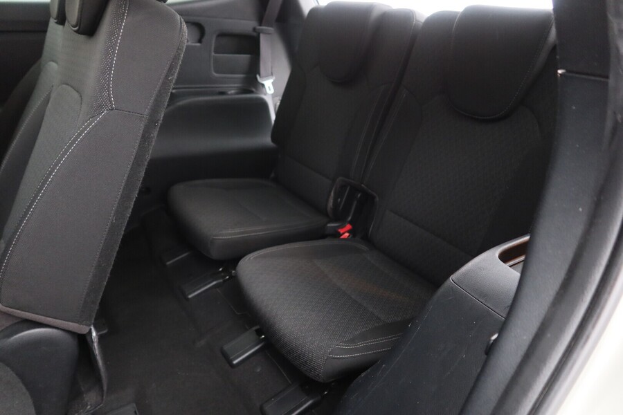 Kia Carens vaihtoauto