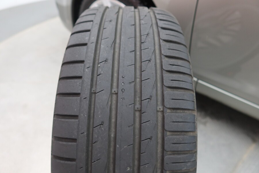 Kia Carens vaihtoauto