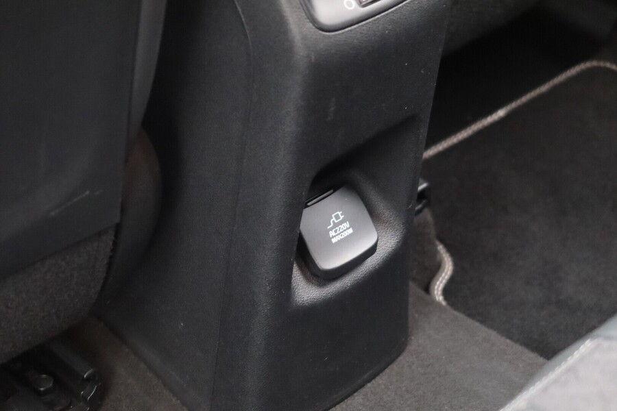 Kia Niro plug-in vaihtoauto